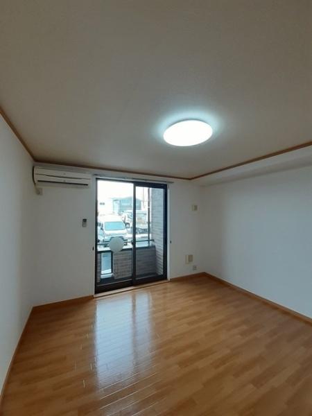 メゾンラフィネＡ