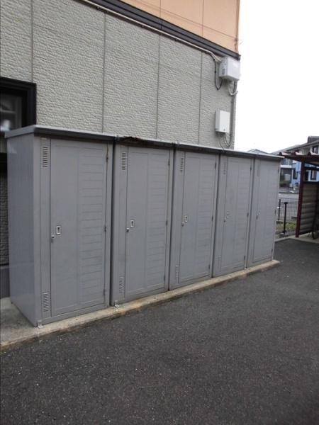 ヴィラージュ　B棟