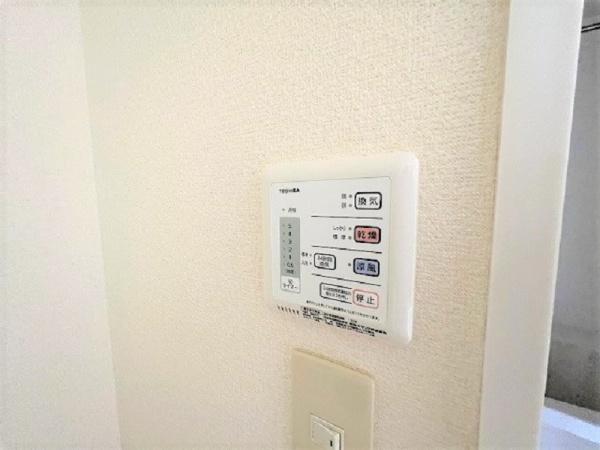 レオパレスボムール３