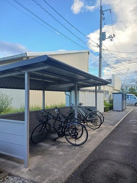 米子市両三柳のアパート