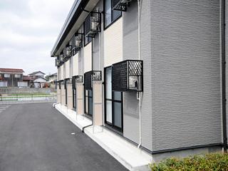 レオパレスリバーサイド