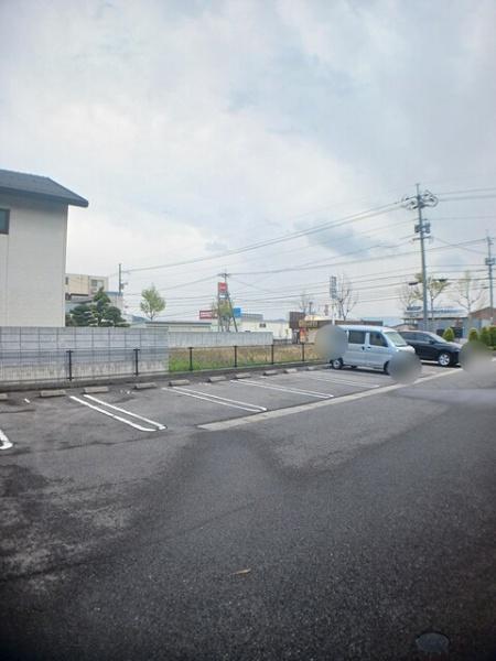 クラウンタワー