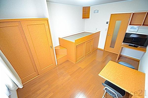 レオパレス観音寺弐番館