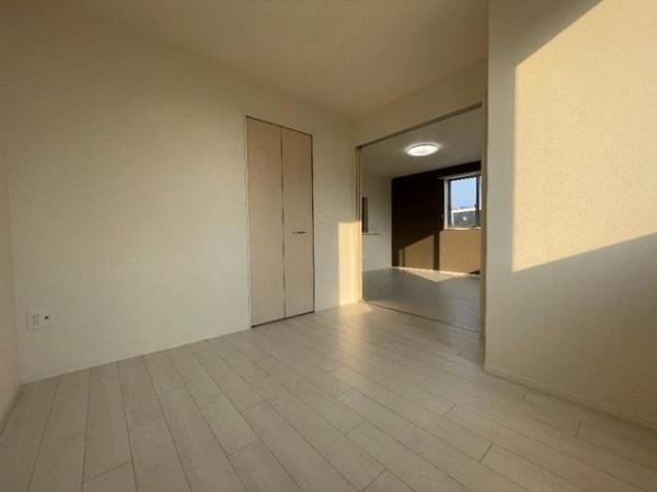 モアレディ