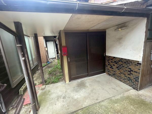 角盤町(松重)貸家2