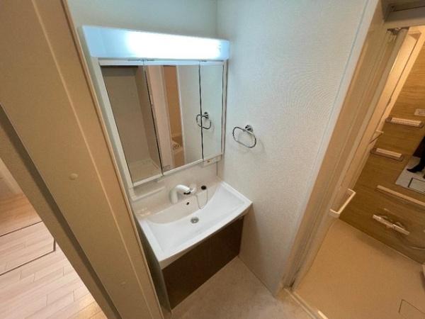 ブルースター(洗面台・洗面所)