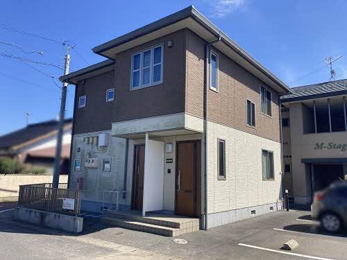 エムステージ