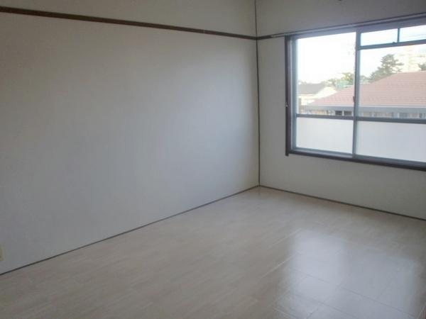 ラフェスタ新開