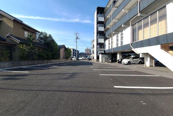 ラフェスタ旗ヶ崎