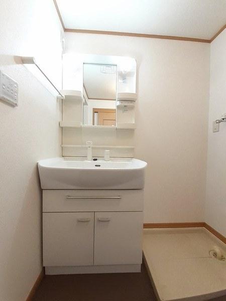 アビニヨン．Ｍ　Ａ