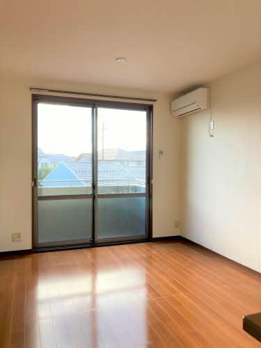 ワイズシャンポール A棟(リビング)