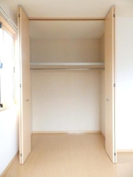 クレセント北峰　B棟