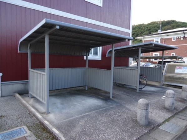 クレセント北峰　B棟