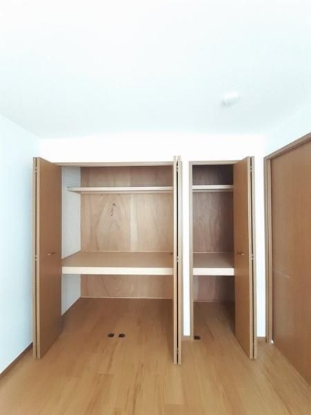 ソレアード・プラーサA(収納)