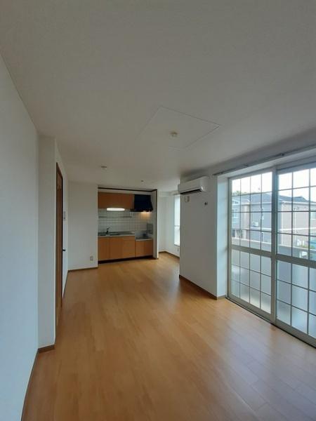 ソレアード・プラーサA(リビング)