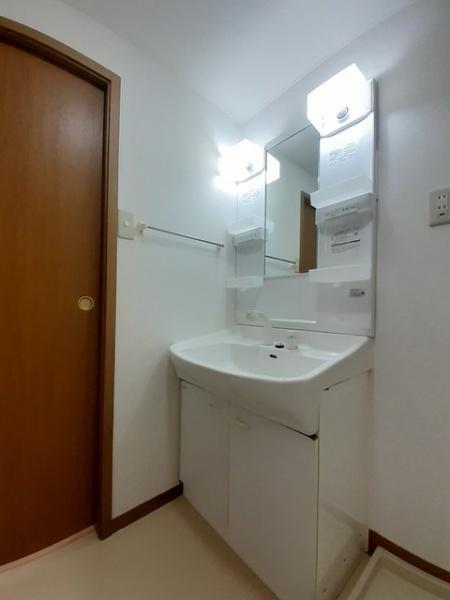 ソレアード・プラーサA(洗面台・洗面所)