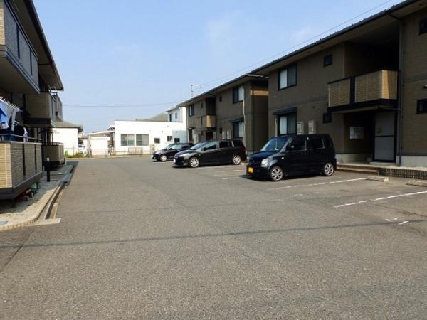 ブラゾーネ　Ａ棟