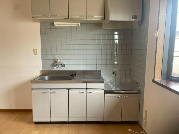 ラ・メゾン・スカイ・ウエスト A棟(キッチン)