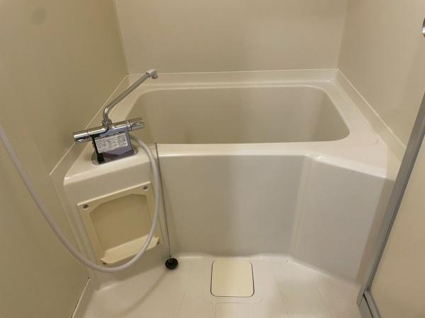 ラ・メゾン・スカイ・ウエスト A棟(バス)