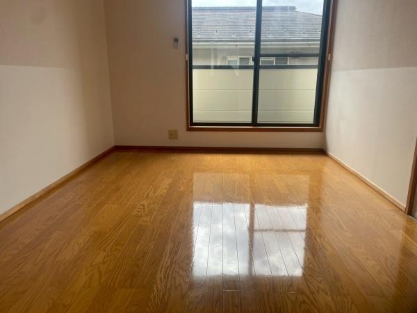 ラ・メゾン・スカイ・ウエスト A棟(洋室)