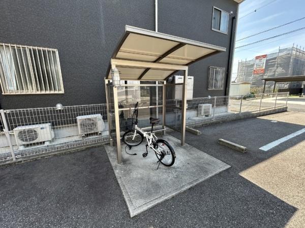 アズール・マム