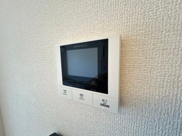 ル　スリール