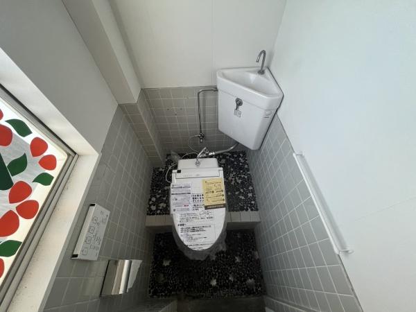 博労町テナントビル３階