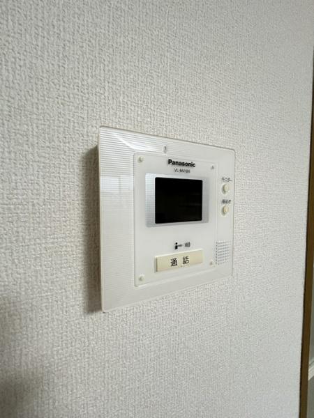 スペースエイト