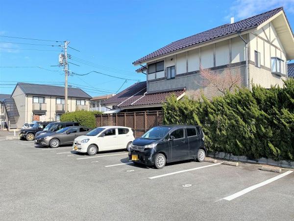 レオパレスメゾン福生
