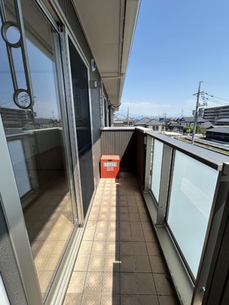 カーサ　エノン