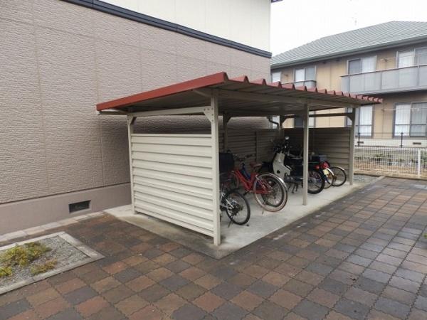 ヴィラ西福原　B棟