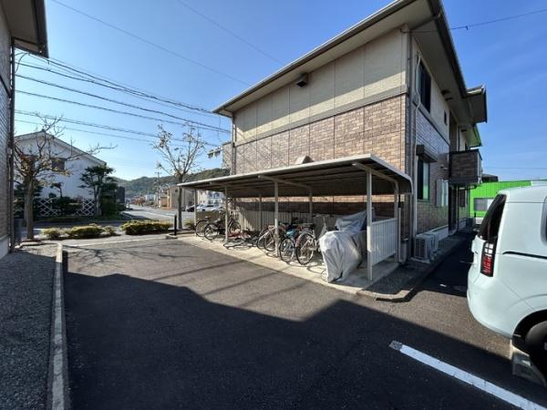 プラシード　C棟