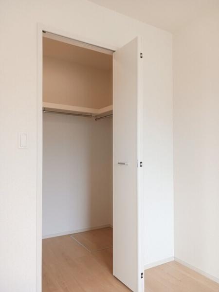 ヴィラ　プレジール６