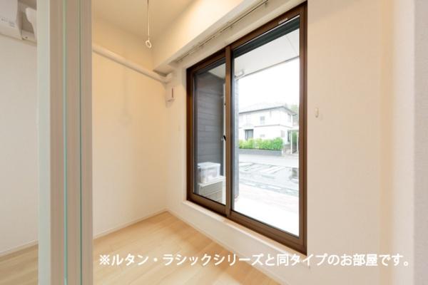 米子市勝田町のアパート(洋室)