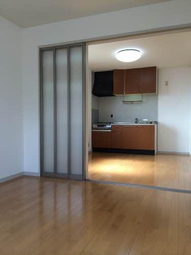 ファミーユ中野　Ｂ棟