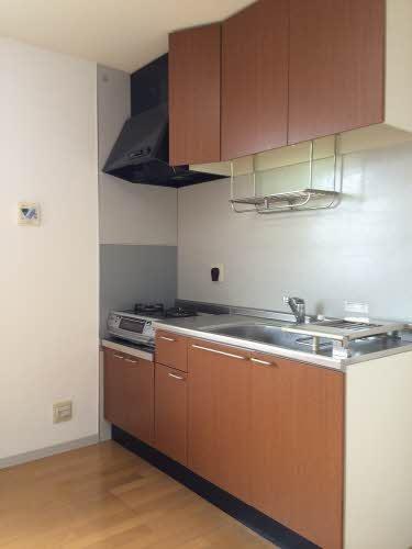 ファミーユ中野　Ｂ棟