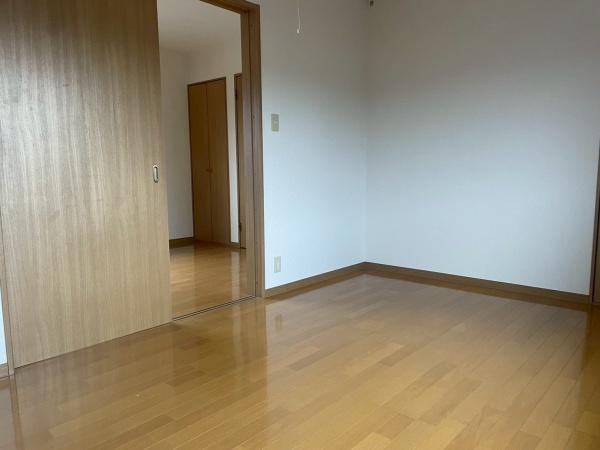 パープル(洋室)