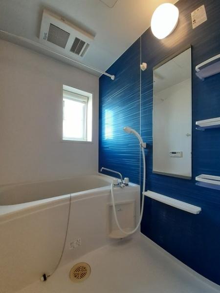 レインボー ハウス(バス)