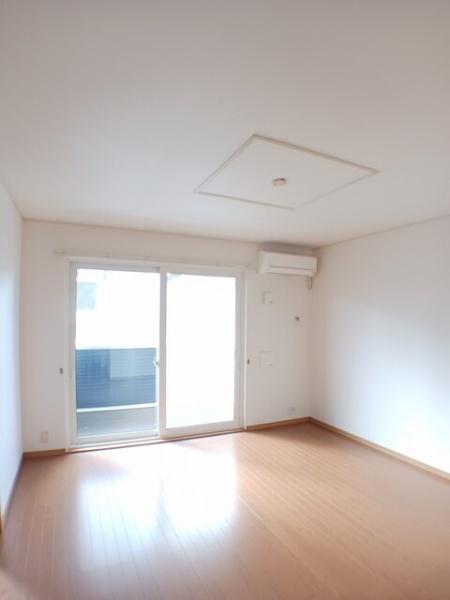 パインコーン　１番館