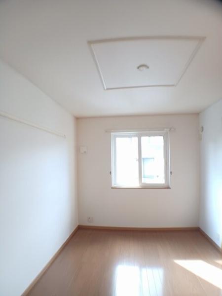 パインコーン　１番館