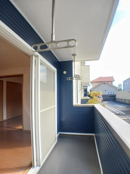 パインコーン　１番館