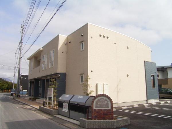 パインコーン　１番館