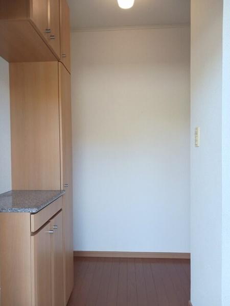 パインコーン　１番館