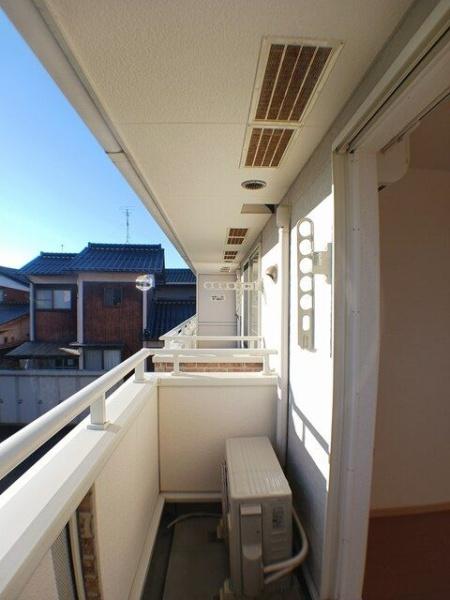 Ｐｉｎｅ　Ｃｏｕｒｔ