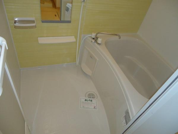 Ｐｉｎｅ　Ｃｏｕｒｔ