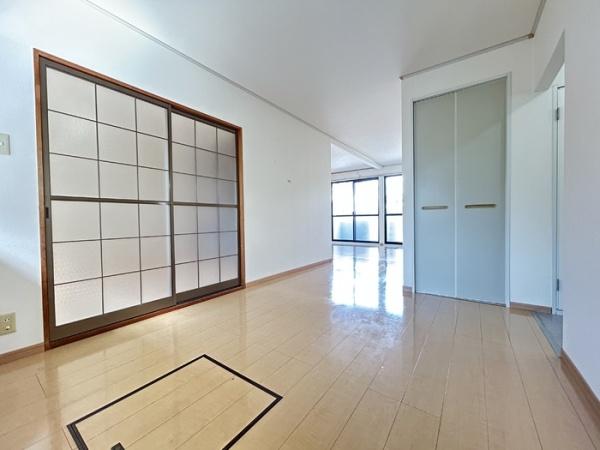 エアフォルク　C棟