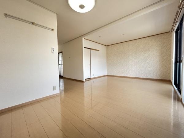 エアフォルク　C棟