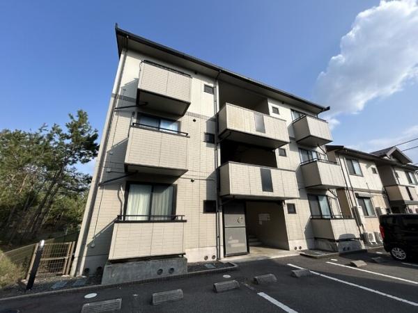 リビングタウン弓ヶ浜 C棟