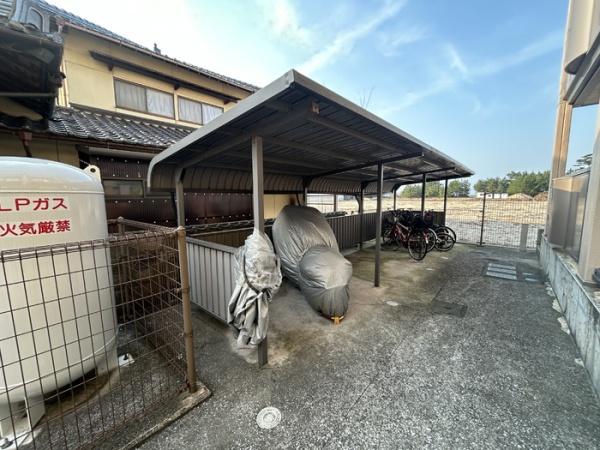 グランシャリオ新開