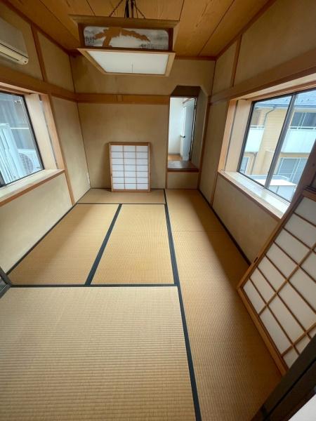 東福原８丁目借家